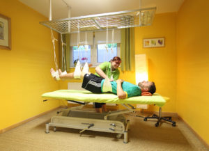 Physiotherapie im Schlingentisch